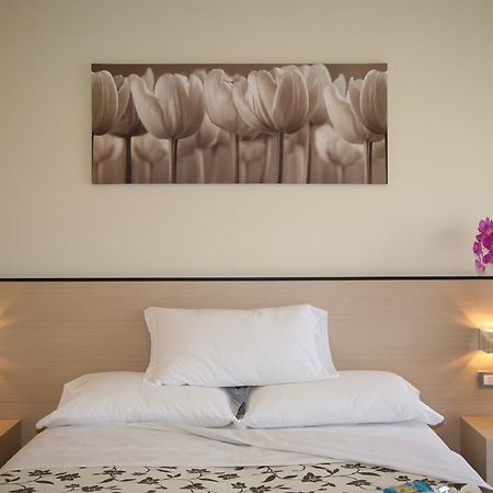 Albergo Borgonovo Badia (Emilia-Romagna) Quarto foto